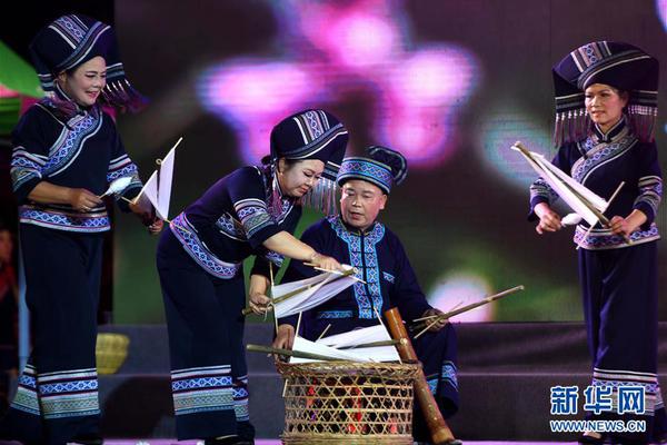 A major airline announced it will use more biofuels to power its planes and reduce emissions