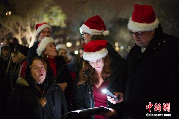 A scientist developed a new type of sunscreen that is better for coral reefs
