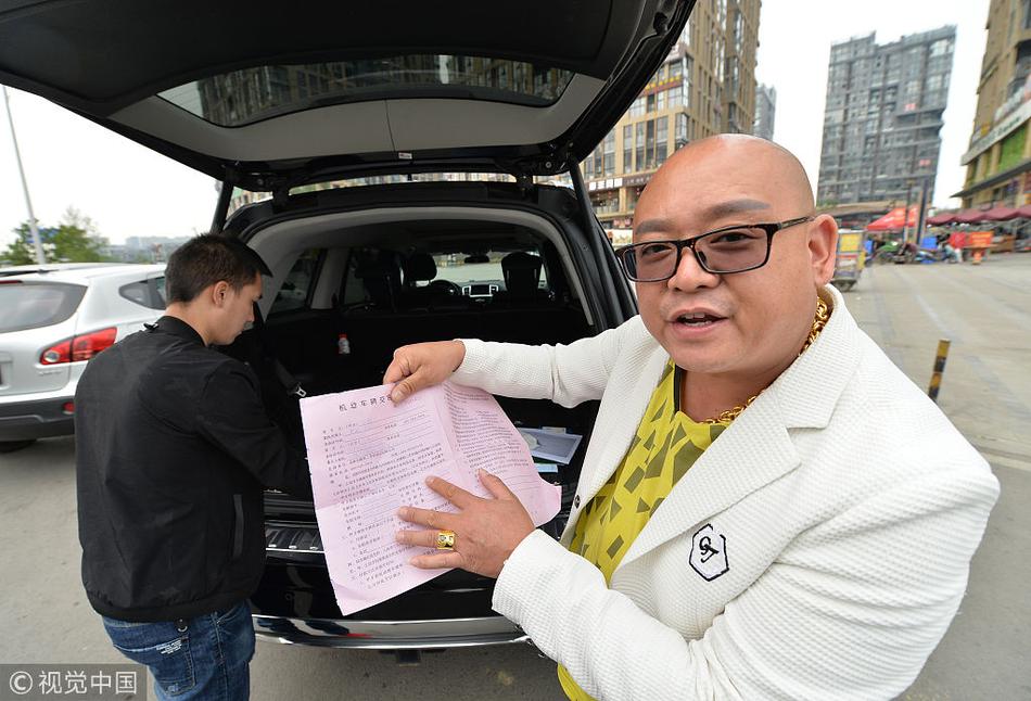 A tech company allowed employees to work four-day weeks, resulting in higher productivity