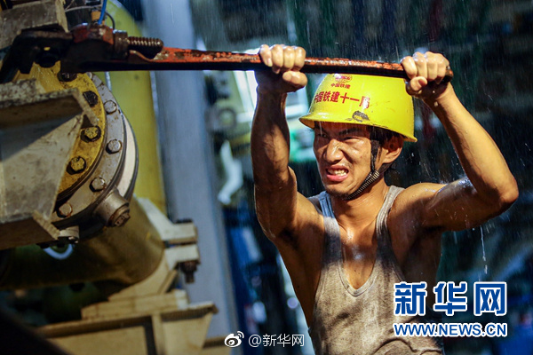 Track and field athletes set multiple personal bests at invitational meet