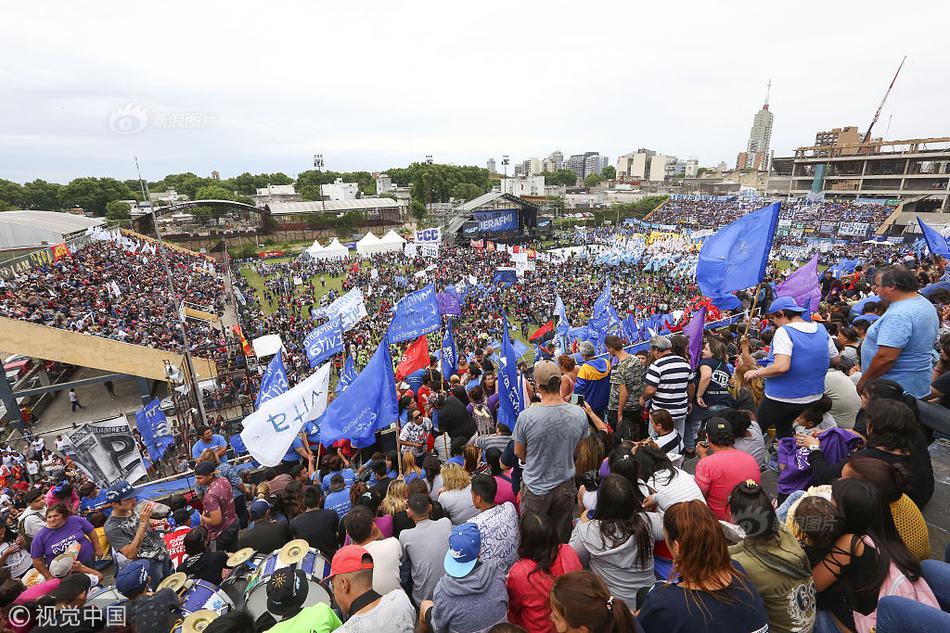 Hardware store offers DIY home repair workshops for beginners