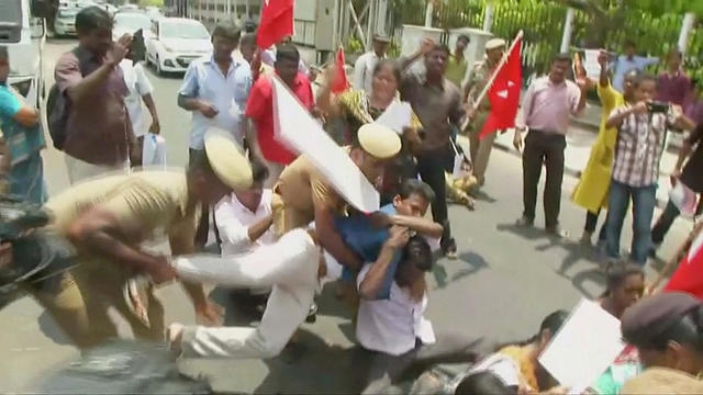 A fashion store started offering online shopping with free shipping for orders over $75