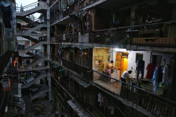 The government launched a campaign to promote healthy eating habits among children