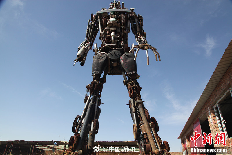 A popular actor donated a large sum to a children’s charity