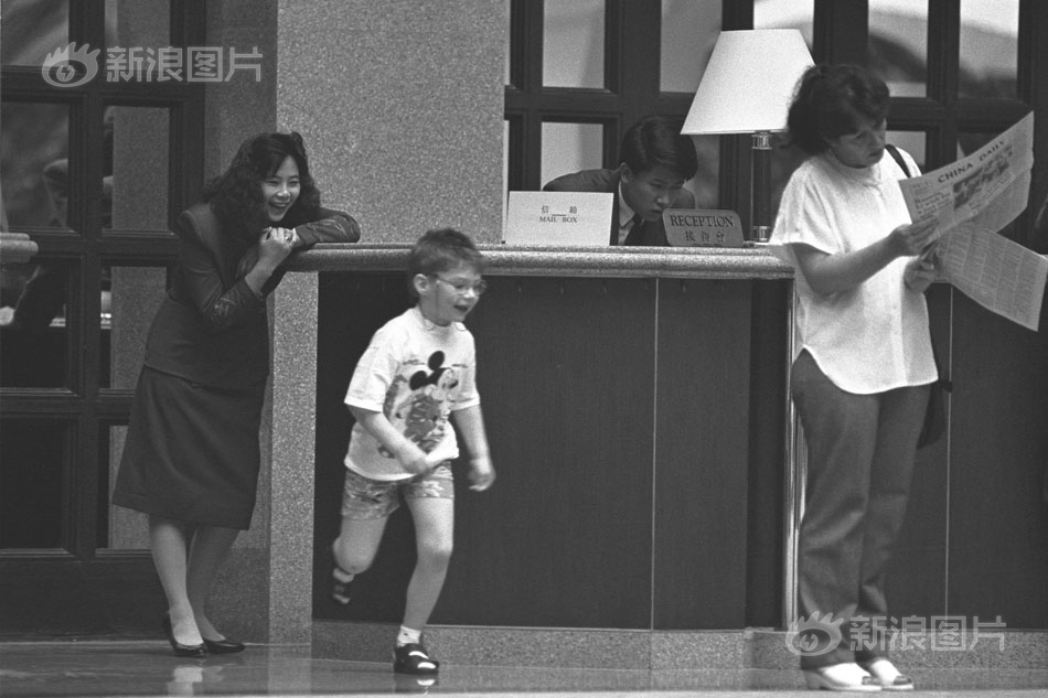 Police department partners with neighborhood watch groups to reduce theft