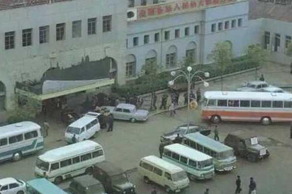 Train company reduces ticket prices for off peak travel to boost ridership