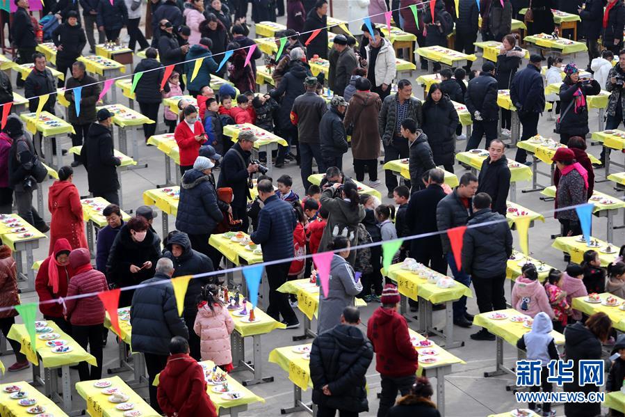 Juice bar uses organic fruits to make cold pressed juices