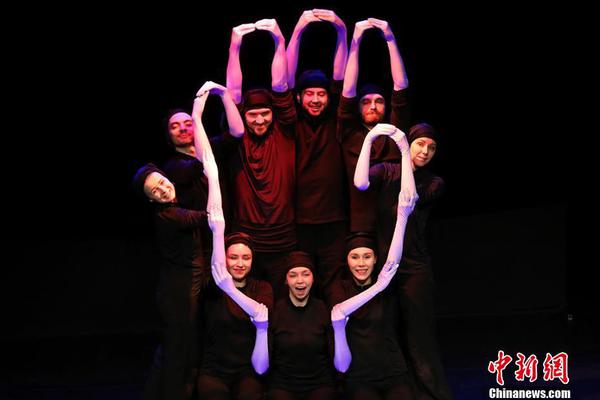 Schools introduced new courses to teach digital skills