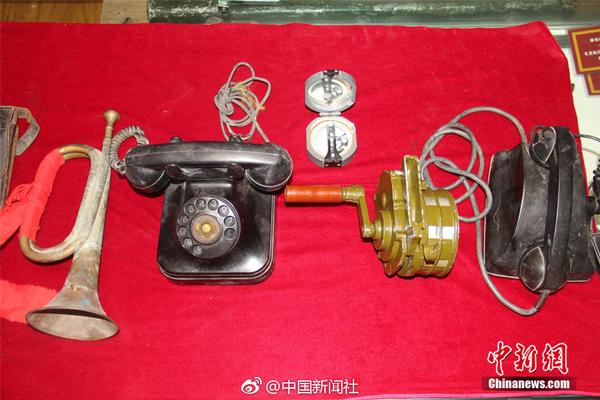 A space agency sent a probe to explore a comet in the outer solar system