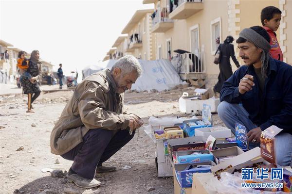 A bank introduced a savings account with a 4% interest rate for new customers