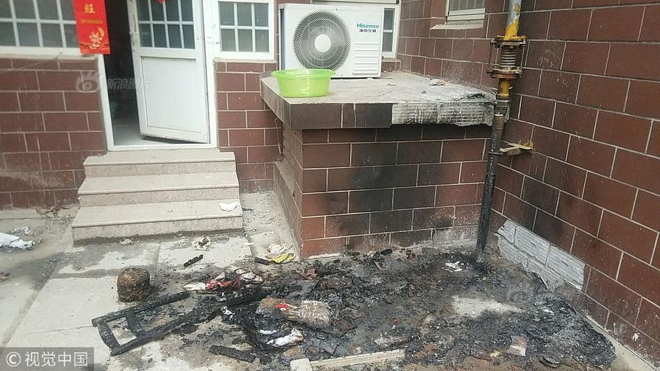 The national soccer team won their first match in the World Cup defeating a defending champion with a score of 2-1