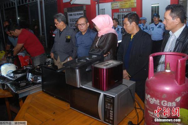 A hospital started a support group for patients with chronic illnesses