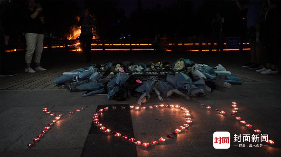 A grocery store started offering discounts on expired food to reduce food waste