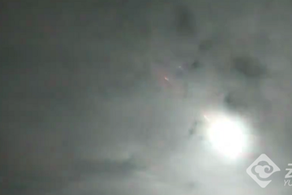 A research study found that eating nuts can reduce the risk of certain diseases