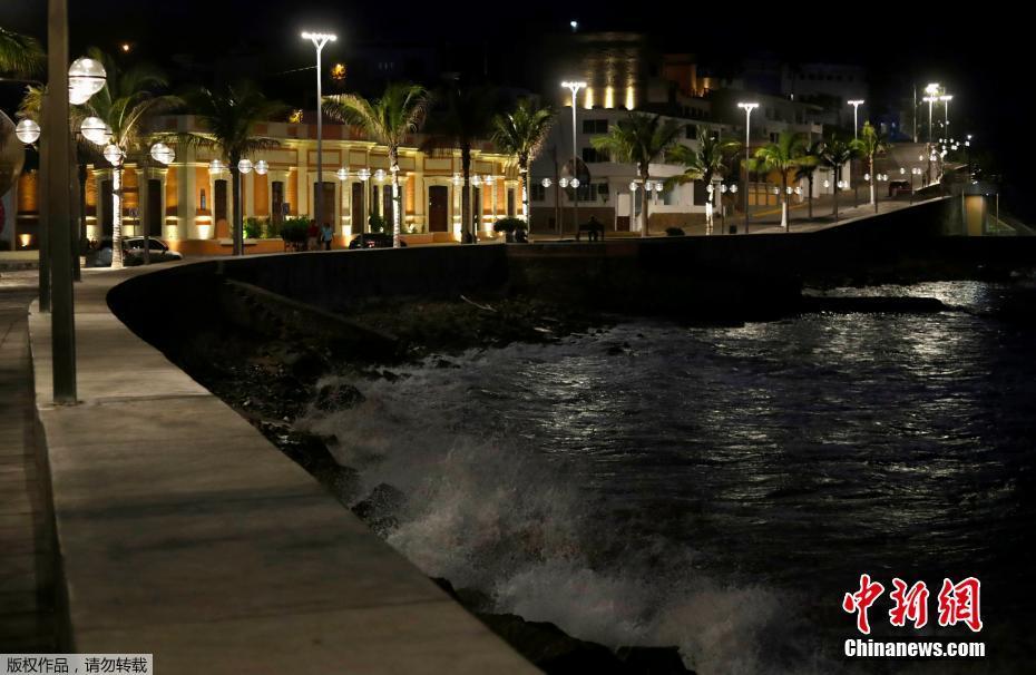 The national rugby team hired a new coach with experience in international competitions