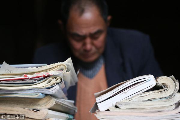 Basketball team wins regional championship after overtime victory in final game