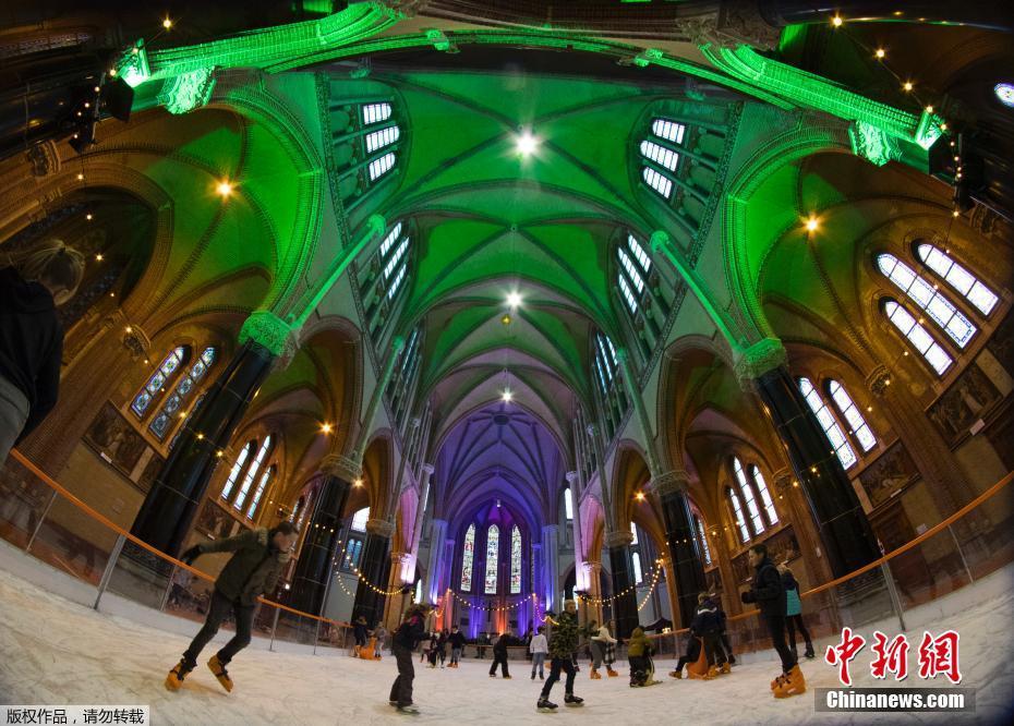 An airline announced it would use more biofuel to power its planes and reduce carbon emissions