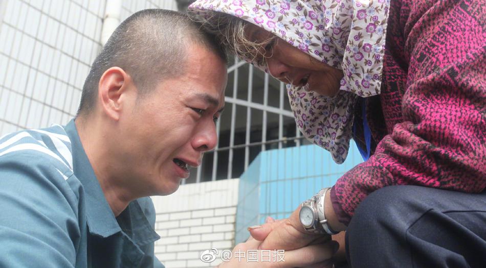 Volunteer organization helps rebuild homes damaged by recent tornado in small town