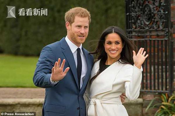 Study finds that listening to music while working increases productivity