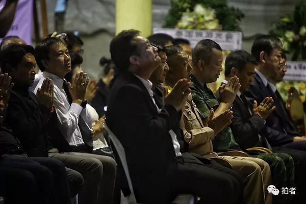 The city’s public transport system reduced fares for students and seniors