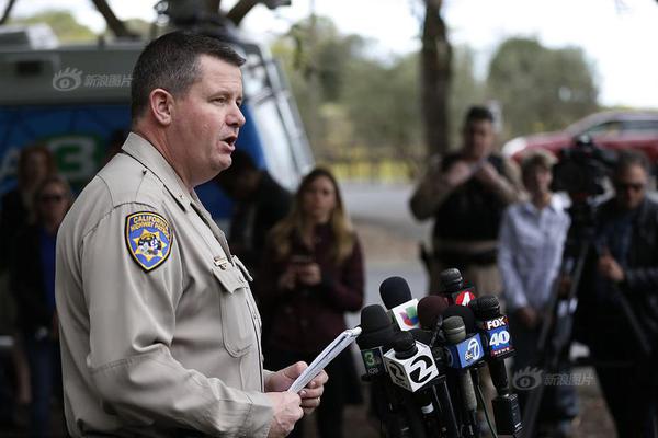 The country’s unemployment rate dropped to 3.1% in September the lowest in 20 years