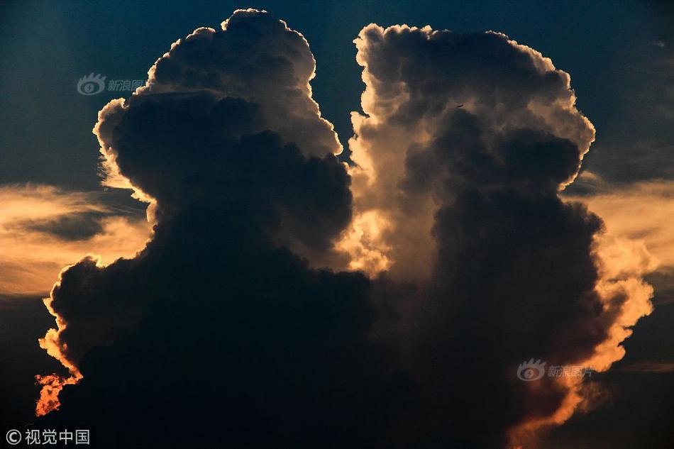 A fire department taught local residents how to use CPR during a free training session