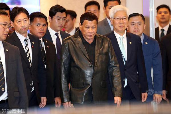 A famous musician announced a farewell tour with concerts in 45 cities across the globe