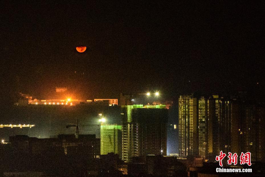 Weather forecasters warned of possible tornadoes in the Midwest region