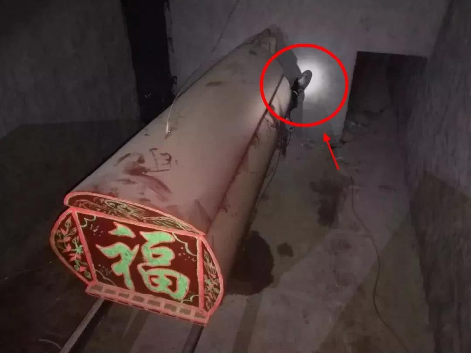 A fashion store started selling vintage clothing alongside new items to promote sustainable fashion