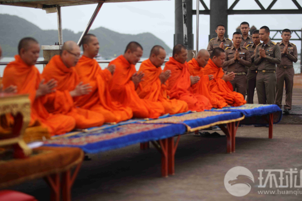 A farmers market hosted a holiday market