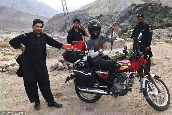 A library added a makerspace with 3D printers and craft supplies for community use