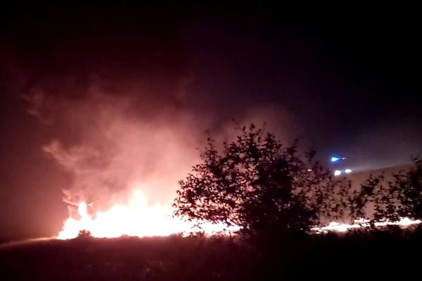 A small plane crashed in a mountainous area with the pilot rescued by a search team