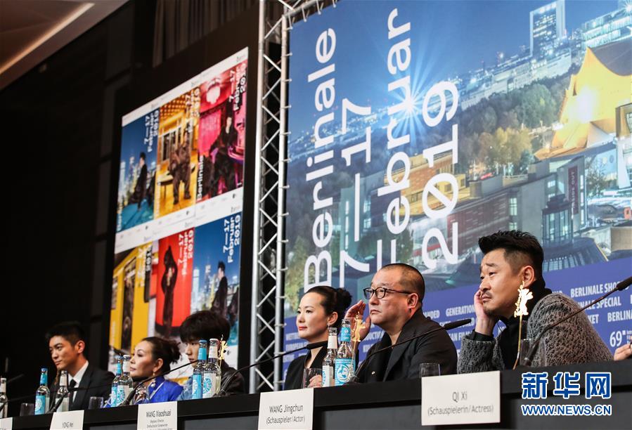 A university opened a new science lab with state-of-the-art micro