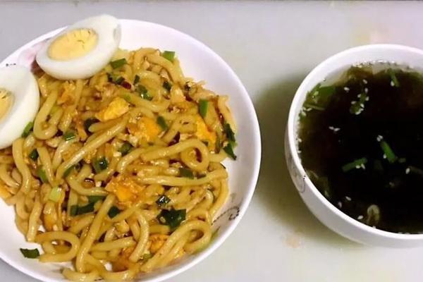 Newspaper reports on increase in small business startups in the area