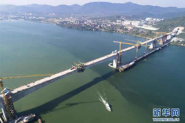 A new report showed that the number of people working from home has increased by 43% since the start of the decade