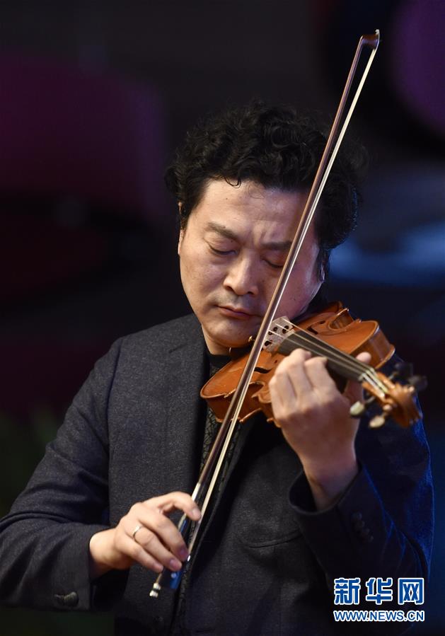 A famous actor won the Best Actor award at an international film festival for their role in a critically acclaimed movie