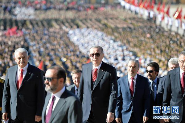 Chemists develop biodegradable packaging that breaks down in soil within six months