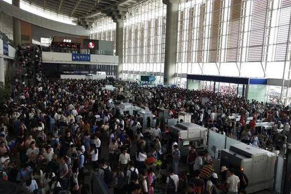 Fitness center adds new cardio equipment and weight training machines