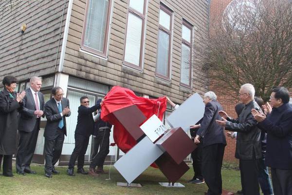 A large retail company said it will phase out single-use plastics in all its stores by the end of 2025