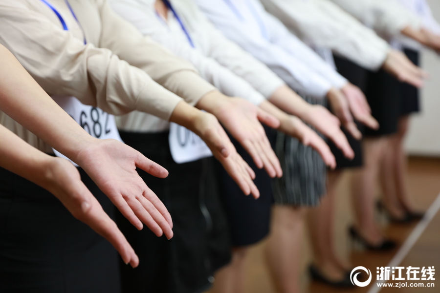 A famous musician announced a farewell tour with concerts in 45 cities across the globe