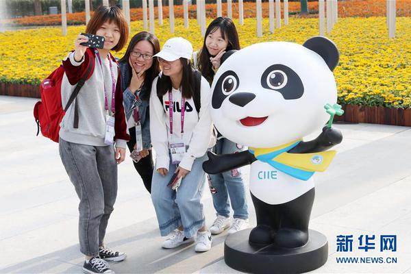 A team of scientists published a study on how climate change is affecting polar bear habitats