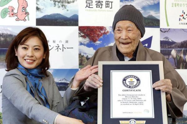 A coffee shop started selling fair trade coffee to support farmers in developing countries