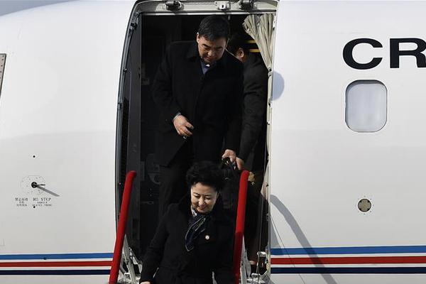 Researchers found that using cloth bags instead of plastic bags saves 1000 plastic bags per year per person