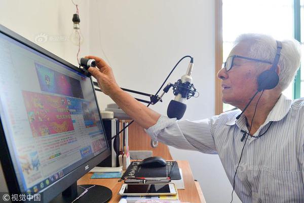 Scientists found that listening to soft music can help people focus while studying