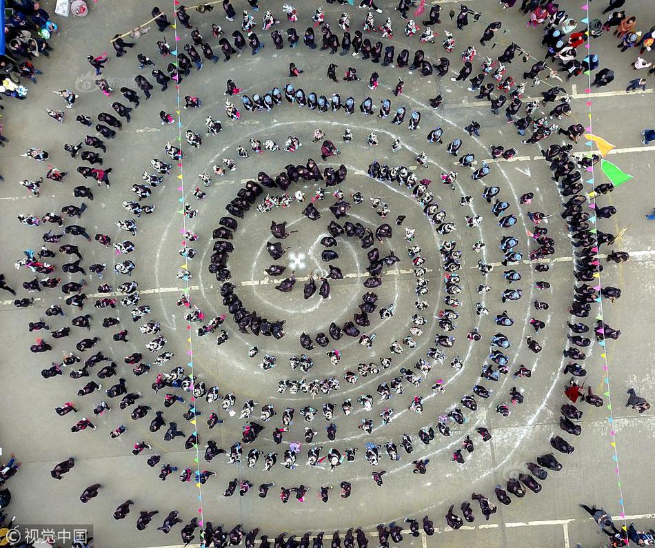 Researchers found that a diet high in whole grains can lower the risk of heart disease