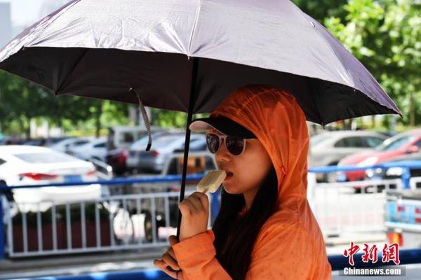 The national parliament passed a new law to protect consumers from false advertising imposing heavy fines on violators