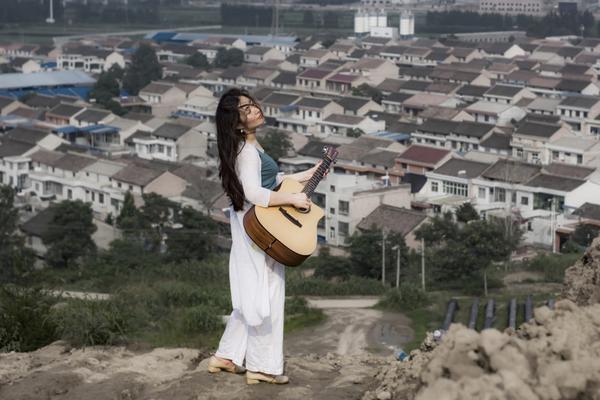 A grocery store started selling pre-made meal kits with easy-to-follow recipes for busy families