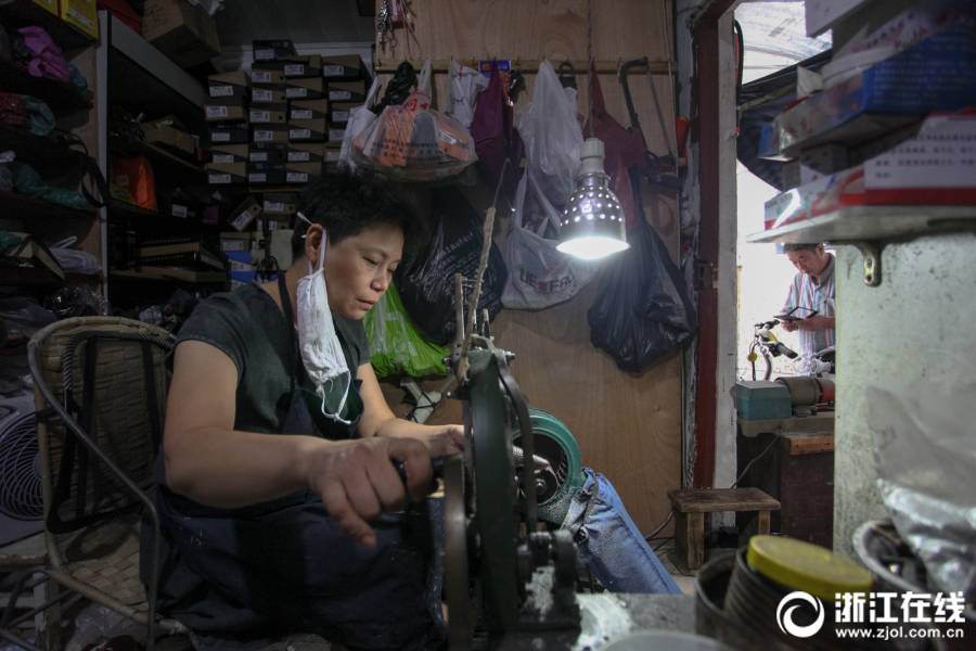 Doctors used 3D printing to create a custom prosthetic for a patient with a limb defect