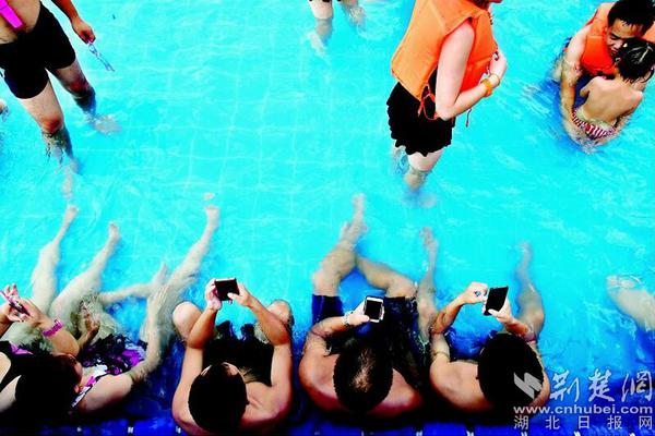 The city council announced plans to improve bike lanes throughout the city