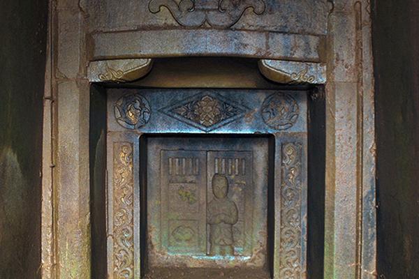 A construction project to build a new airport terminal with more gates began